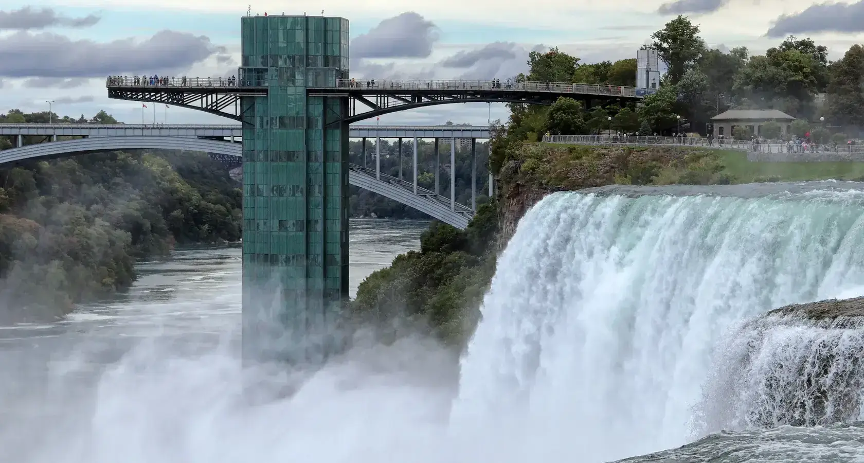 Смотровая башня Ниагарского водопада